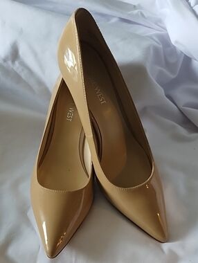 Nine West Beige Patent Pointed-Toe Pumps